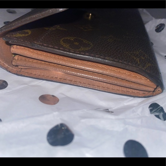 Louis Vuitton Sarah Wallet ~ Vintage - Picture 7 of 8